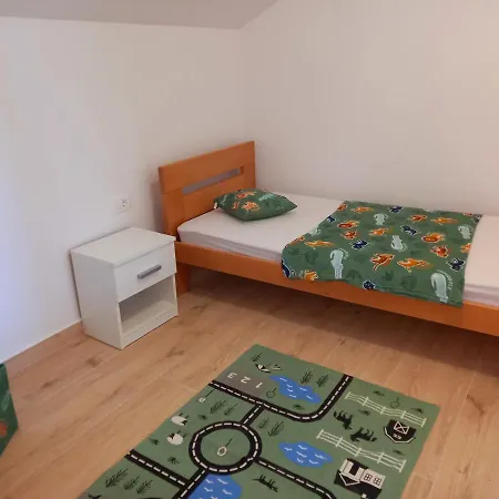 Kwatera prywatna La Marija *